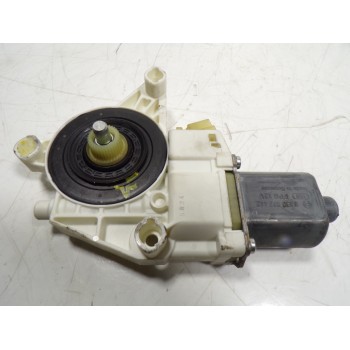 MOTOR ELEVALUNAS TRASERO IZQUIERDO A2048200542 A2048200542 