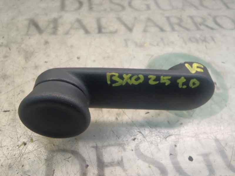 Recambio de maneta elevalunas trasera derecha para opel astra h berlina essentia referencia OEM IAM   