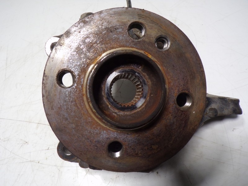 Recambio de mangueta delantera izquierda para mini mini (r56) 1.6 16v referencia OEM IAM 31216779795  31226776162