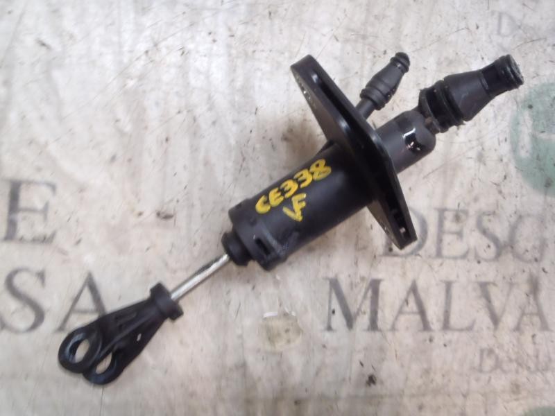 Recambio de bomba embrague para alfa romeo 159 (140) 1,9 jtdm 8v sport referencia OEM IAM   