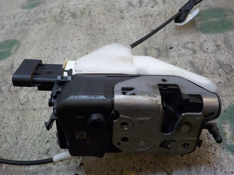Recambio de cerradura puerta delantera derecha para peugeot 308 1.6 hdi fap cat (9hz / dv6ted4) referencia OEM IAM 9136FV  