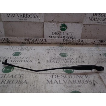 BRAZO LIMPIA DELANTERO DERECHO 