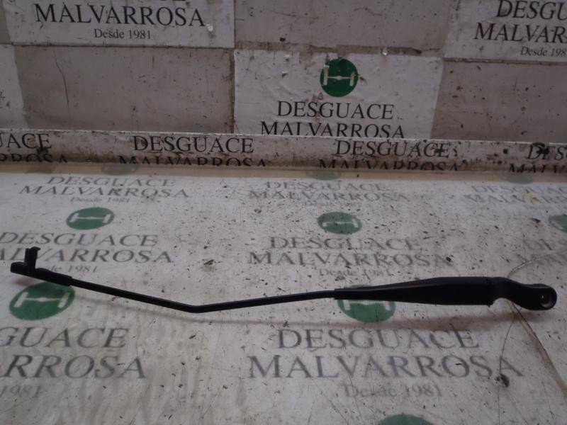 Recambio de brazo limpia delantero derecho para alfa romeo 159 (140) 1,9 jtdm 8v sport referencia OEM IAM   