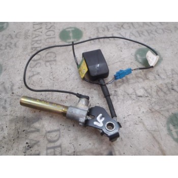 PRETENSOR AIRBAG DERECHO 