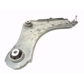 BRAZO SUSPENSION INFERIOR DELANTERO DERECHO 545008682R 