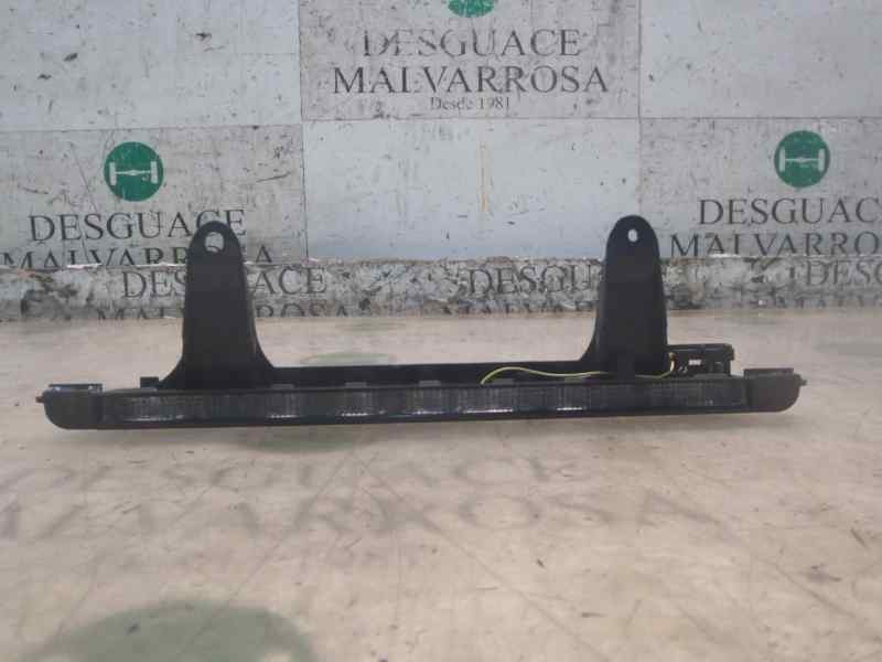 Recambio de piloto trasero central para audi a2 (8z) 1.4 colour.storm referencia OEM IAM 8Z0945097  