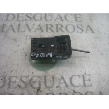 MANETA INTERIOR TRASERA DERECHA 