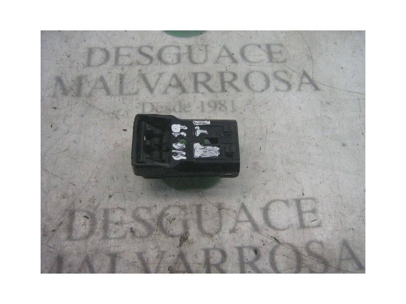 Recambio de maneta interior trasera izquierda para nissan sunny berlina (n14) lx referencia OEM IAM   