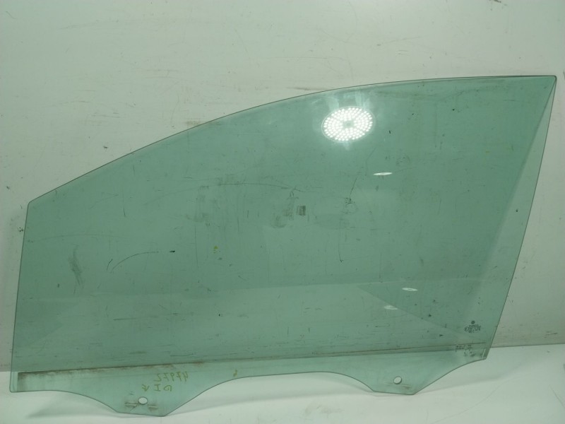 Recambio de cristal puerta delantero izquierdo para volkswagen touran (5t1) 1.6 tdi referencia OEM IAM 5TA845201  