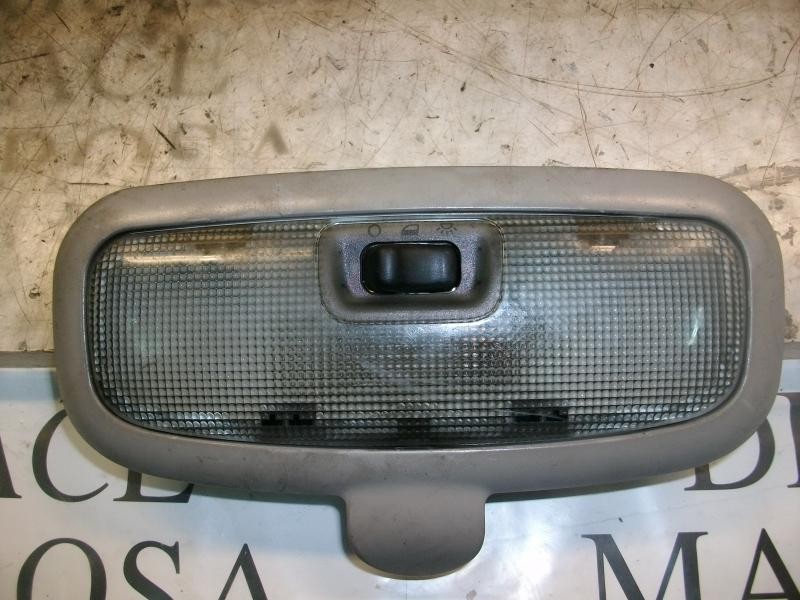 Recambio de piloto interior para ford fiesta (cbk) ghia referencia OEM IAM   