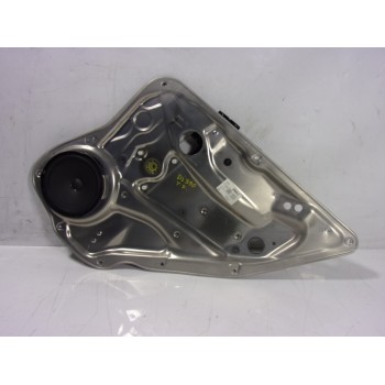 ELEVALUNAS TRASERO DERECHO A2047300879 A2048204302 