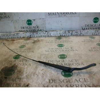 BRAZO LIMPIA DELANTERO DERECHO 