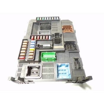 CAJA RELES / FUSIBLES 1611785680 9807531680 20150206