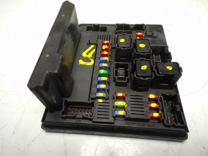 Recambio de caja reles / fusibles para nissan qashqai (j10) 1.6 16v cat referencia OEM IAM 284B7JD01B 284B7JD01B 