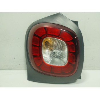 PILOTO TRASERO IZQUIERDO A4539062700 