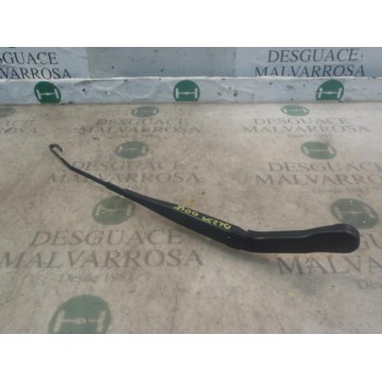 BRAZO LIMPIA DELANTERO DERECHO 