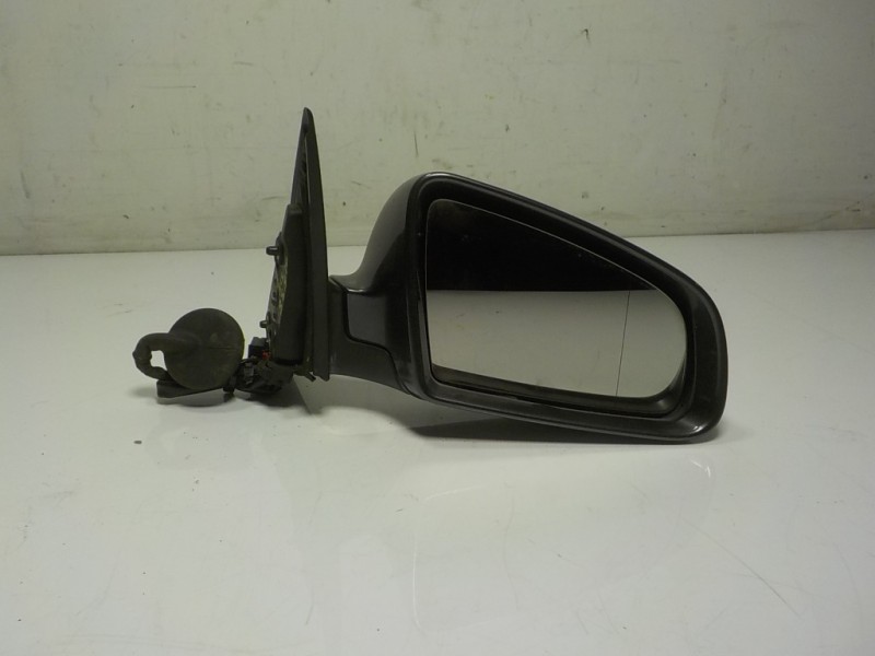 Recambio de espejo derecho para audi a6 berlina (4f2) 2.7 tdi referencia OEM IAM 4F2858532M01C  8E0857536E
