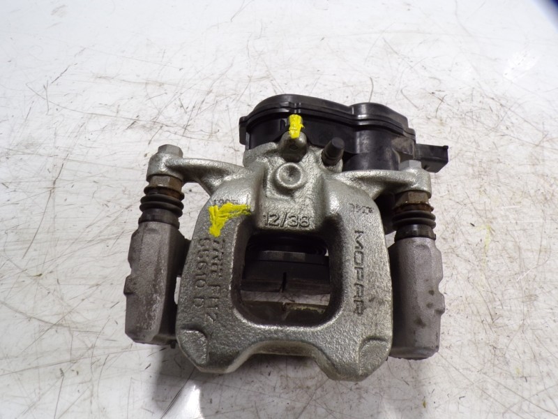 Recambio de pinza freno trasera izquierda para jeep renegade limited 4x2 referencia OEM IAM 77367135  