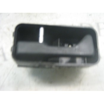 MANETA INTERIOR DELANTERA IZQUIERDA 