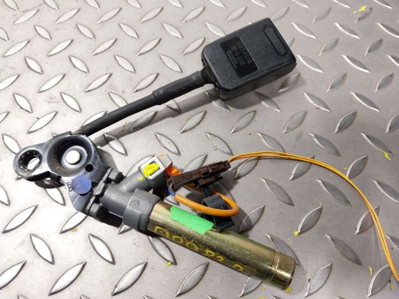 Recambio de pretensor airbag derecho para peugeot partner furgoneta/monovolumen (5_, g_) 2.0 hdi referencia OEM IAM   