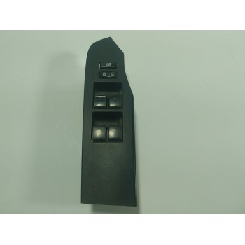 MANDO ELEVALUNAS DELANTERO IZQUIERDO 8404002120 