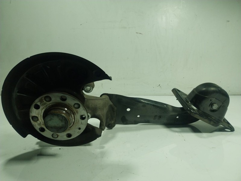 Recambio de mangueta trasera derecha para volkswagen touran (5t1) 1.6 tdi referencia OEM IAM 5QA505434B  