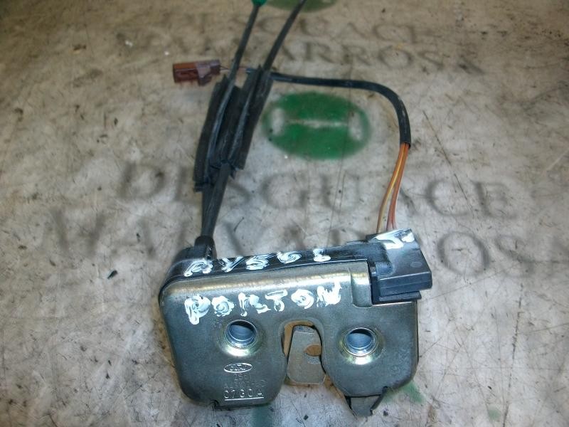 Recambio de cerradura maletero / porton para ford fiesta (cbk) ghia referencia OEM IAM   