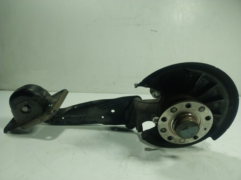 Recambio de mangueta trasera izquierda para volkswagen touran (5t1) 1.6 tdi referencia OEM IAM 5QA505433B  