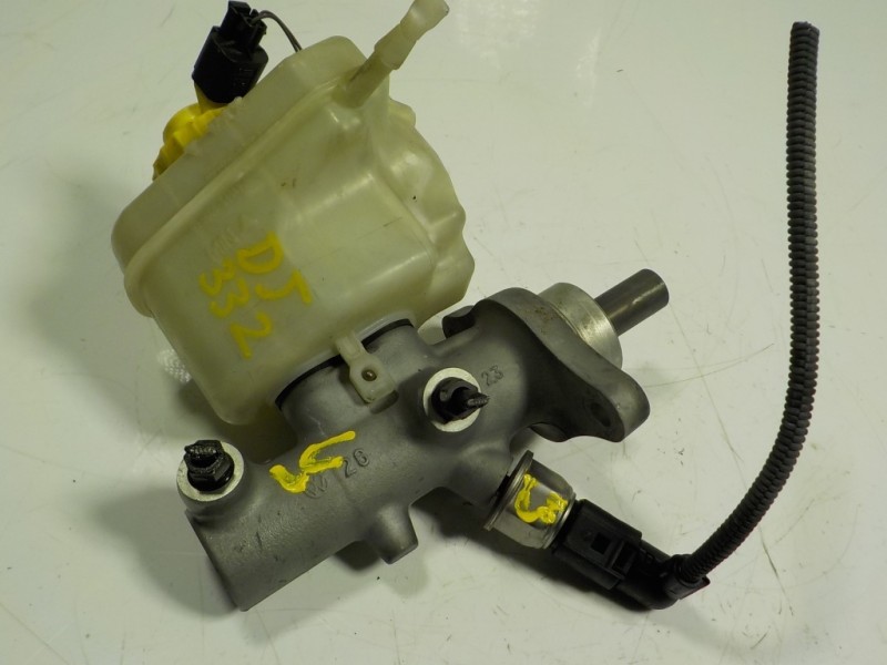 Recambio de bomba freno para porsche cayenne (typ 9pa) 3.2 v6 cat referencia OEM IAM 95535501500  