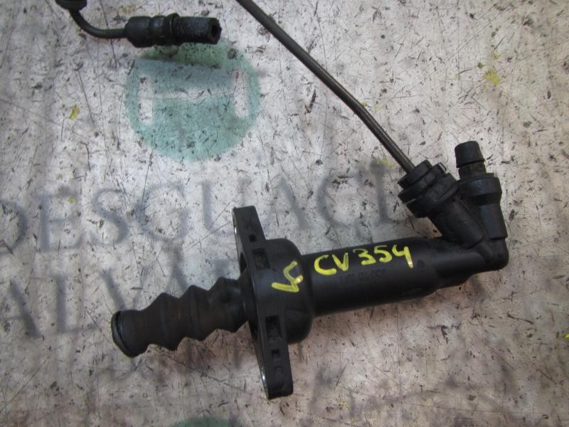 Recambio de bombin embrague para seat ibiza (6l1) 1.9 tdi referencia OEM IAM   