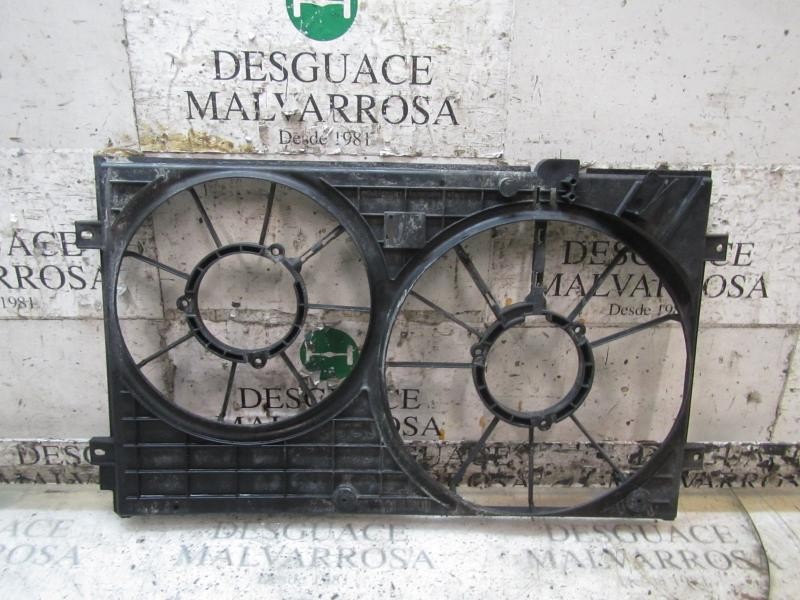 Recambio de canalizador aire para audi a3 sportback (8p) 1.4 tfsi ambiente referencia OEM IAM 1K0121207T9B9  