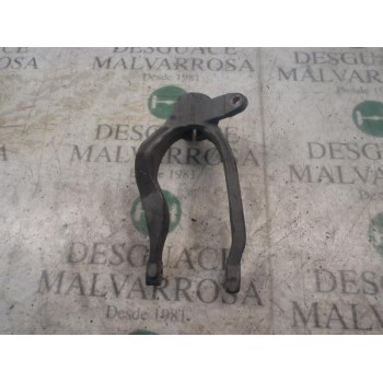 SOPORTE BRAZO SUSPENSION DELANTERO DERECHO 
