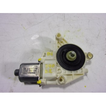MOTOR ELEVALUNAS DELANTERO IZQUIERDO A2048200142 A2048200142 