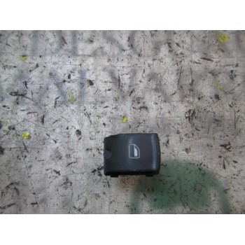 MANDO ELEVALUNAS DELANTERO DERECHO 4F0959855A5PR 