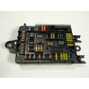 CAJA RELES / FUSIBLES 61149259466 933788001 04062014