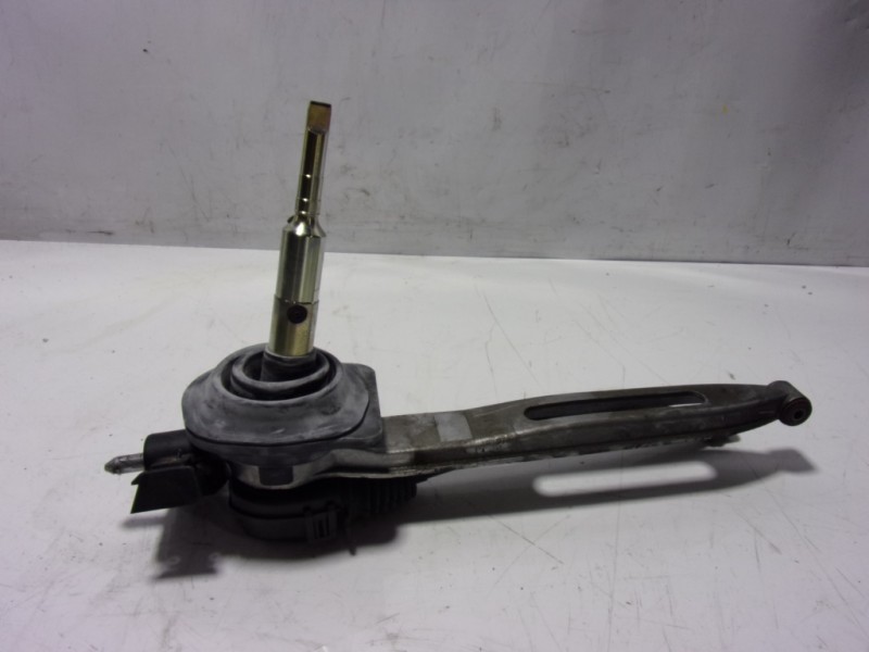 Recambio de palanca cambio para mercedes-benz clase c (w204) lim. 2.1 cdi cat referencia OEM IAM A2042678424  