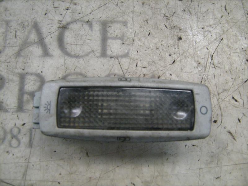 Recambio de piloto interior para volkswagen passat berlina (3b2) highline referencia OEM IAM   