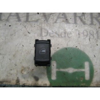 MANDO ELEVALUNAS DELANTERO DERECHO 