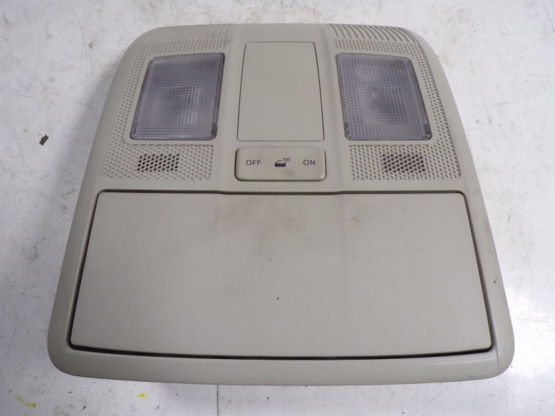 Recambio de piloto interior para mazda cx-5 2.2 turbodiesel cat referencia OEM IAM KD4569970A75 KD4569971 