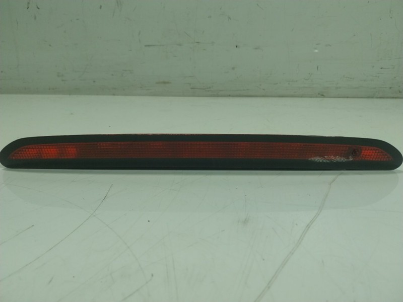 Recambio de piloto trasero central para volkswagen touran (5t1) 1.6 tdi referencia OEM IAM 3CN945087 3CN945087 