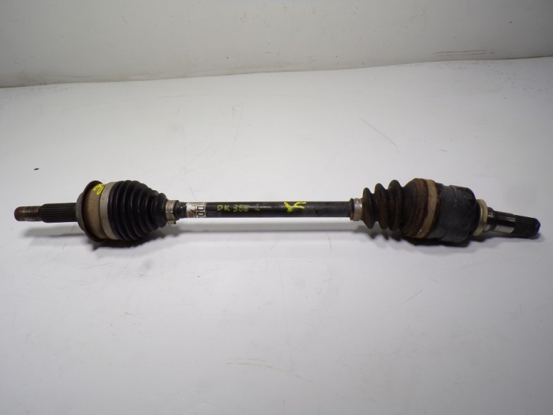 Recambio de transmision izquierda para toyota yaris 1.0 cat referencia OEM IAM 434200D390 0239918 