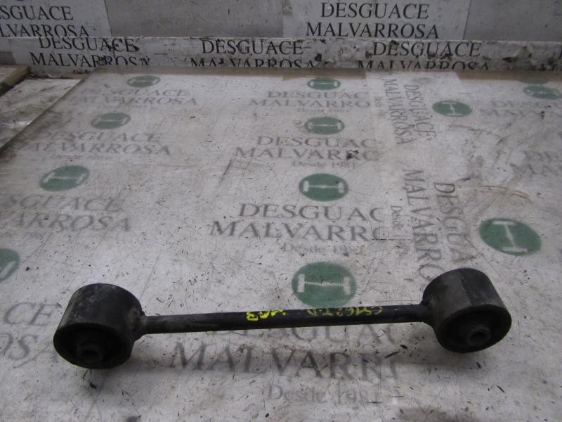 Recambio de brazo suspension superior trasero derecho para kia sorento 2.5 crdi ex referencia OEM IAM 552003E000  