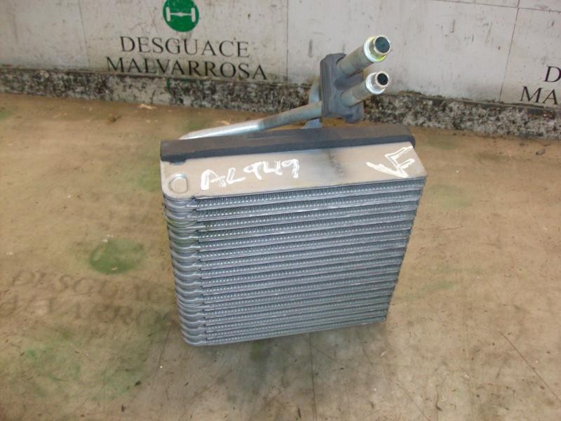 Recambio de evaporador aire acondicionado para audi a3 (8l) 1.8 ambiente referencia OEM IAM 1J1820007B  