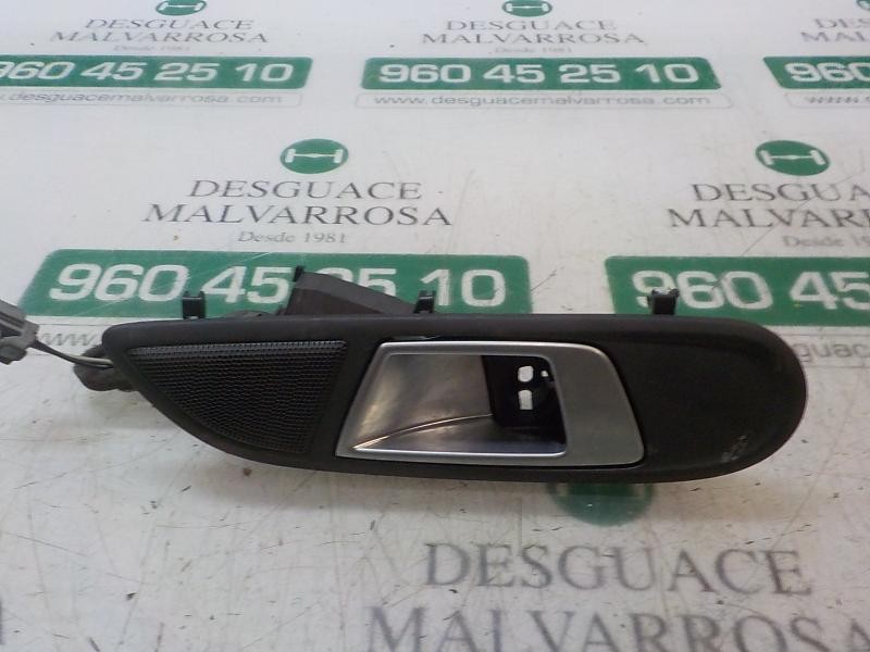 Recambio de maneta interior delantera derecha para ford fiesta (ccn) trend referencia OEM IAM 2146021  