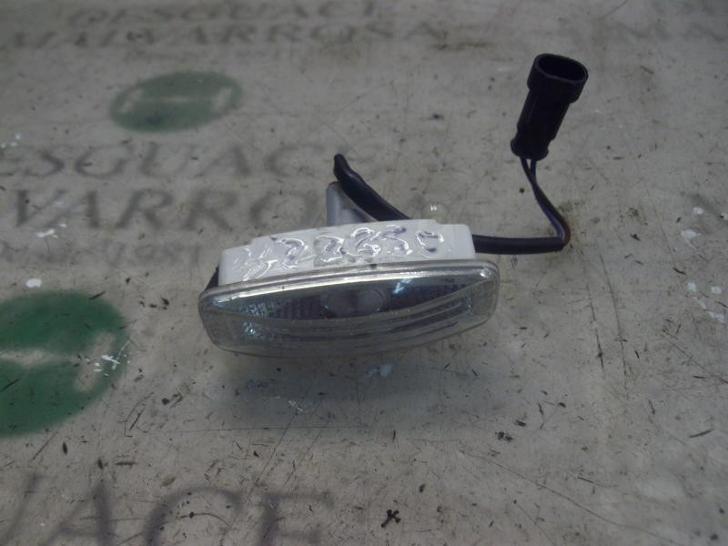 Recambio de piloto lateral izquierdo para tata indica referencia OEM IAM   