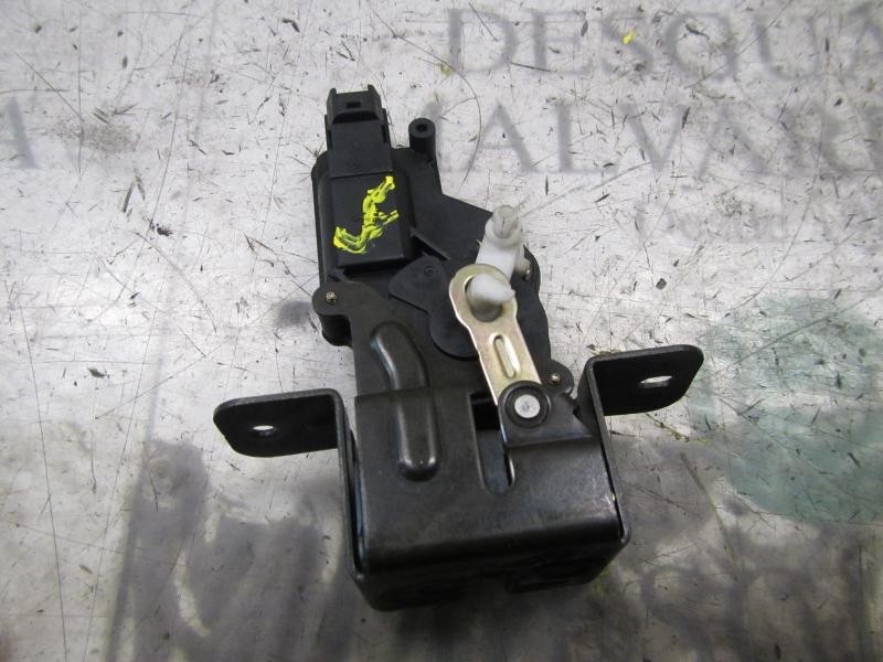 Recambio de cerradura maletero / porton para kia sorento 2.5 crdi ex referencia OEM IAM 871303E001  