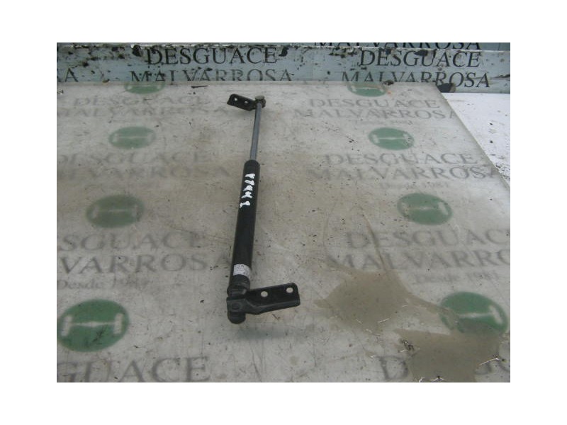 Recambio de amortiguadores maletero / porton para mitsubishi santamo (hyundai) santamo luxe referencia OEM IAM   