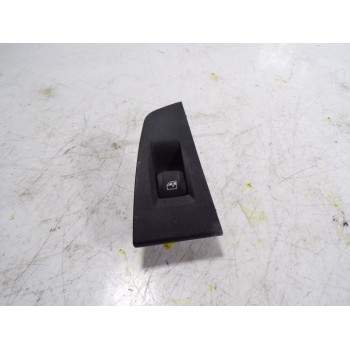 MANDO ELEVALUNAS TRASERO DERECHO 61317950756 7950756 