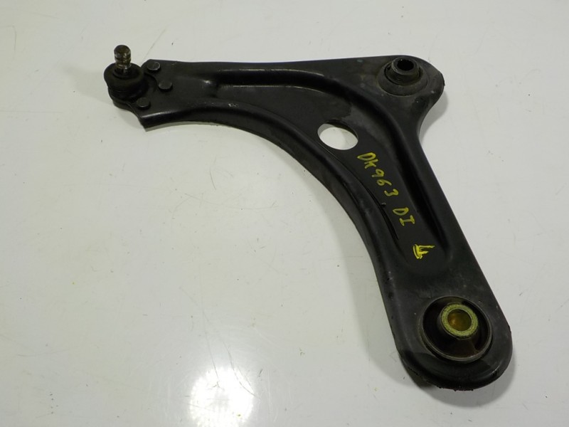 Recambio de brazo suspension inferior delantero izquierdo para peugeot 208 1.4 hdi fap referencia OEM IAM 9670772080  