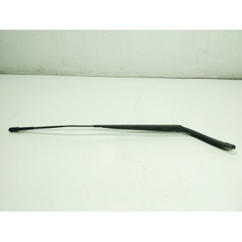BRAZO LIMPIA DELANTERO DERECHO A4478200200 